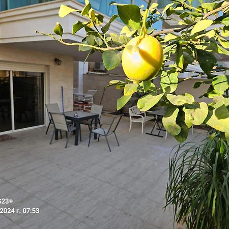 エイラートMilana'S Deluxe With Big Patio And Poolアパートメント エクステリア 写真