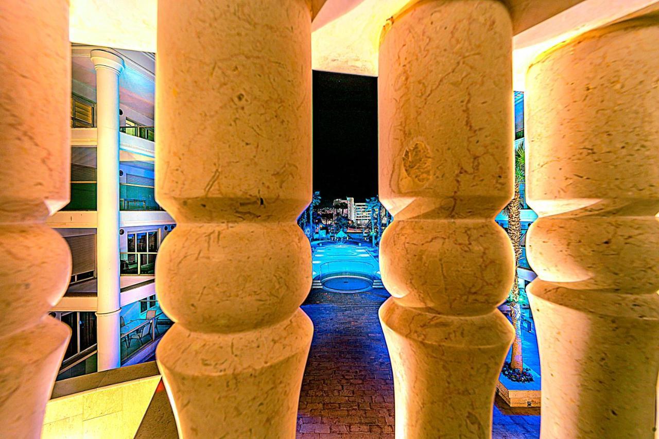 エイラートMilana'S Deluxe With Big Patio And Poolアパートメント エクステリア 写真