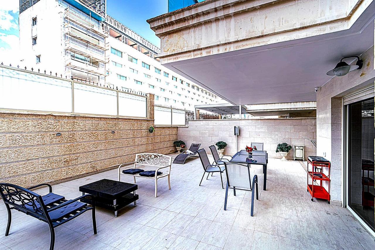 エイラートMilana'S Deluxe With Big Patio And Poolアパートメント エクステリア 写真