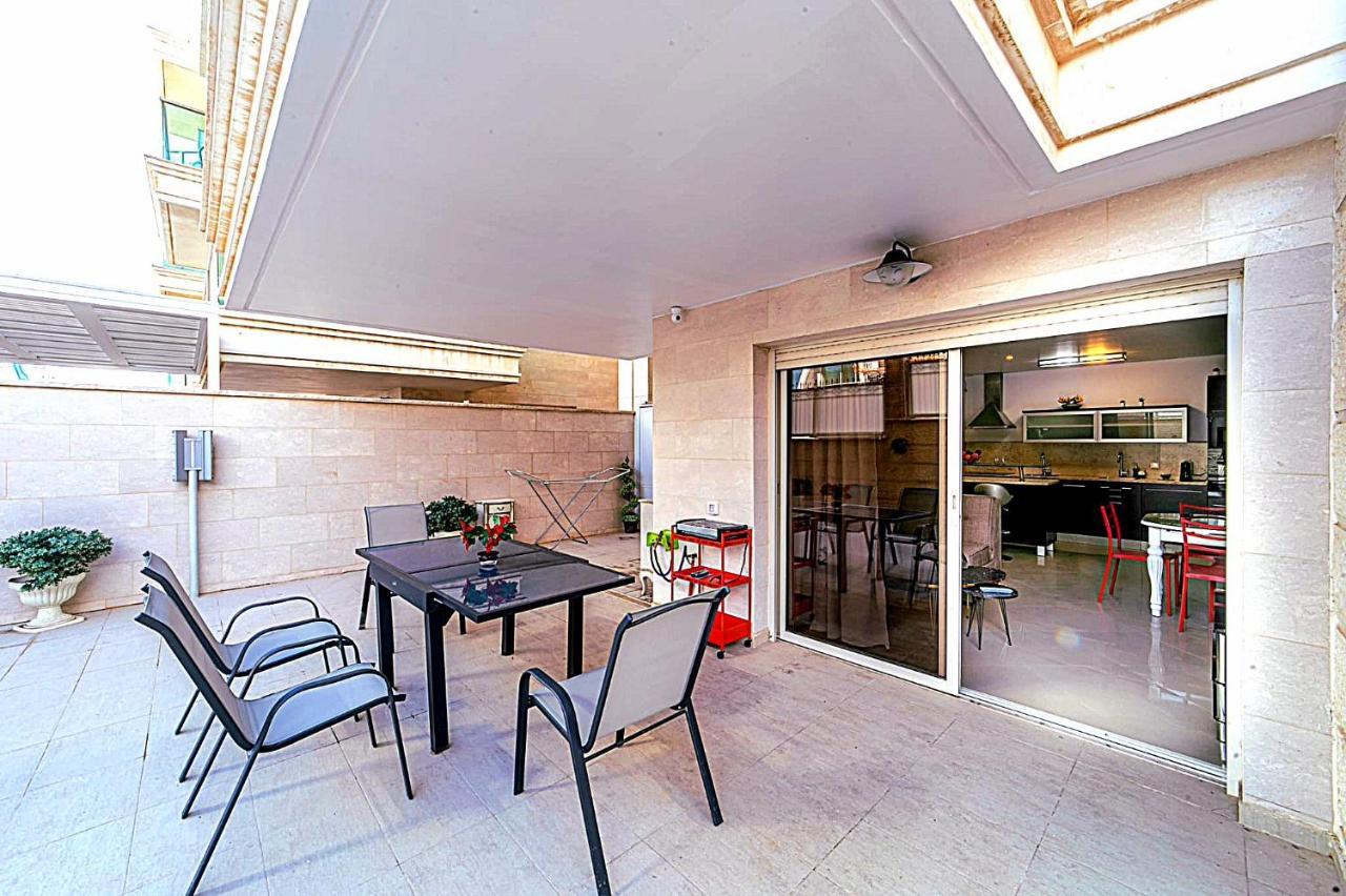 エイラートMilana'S Deluxe With Big Patio And Poolアパートメント エクステリア 写真