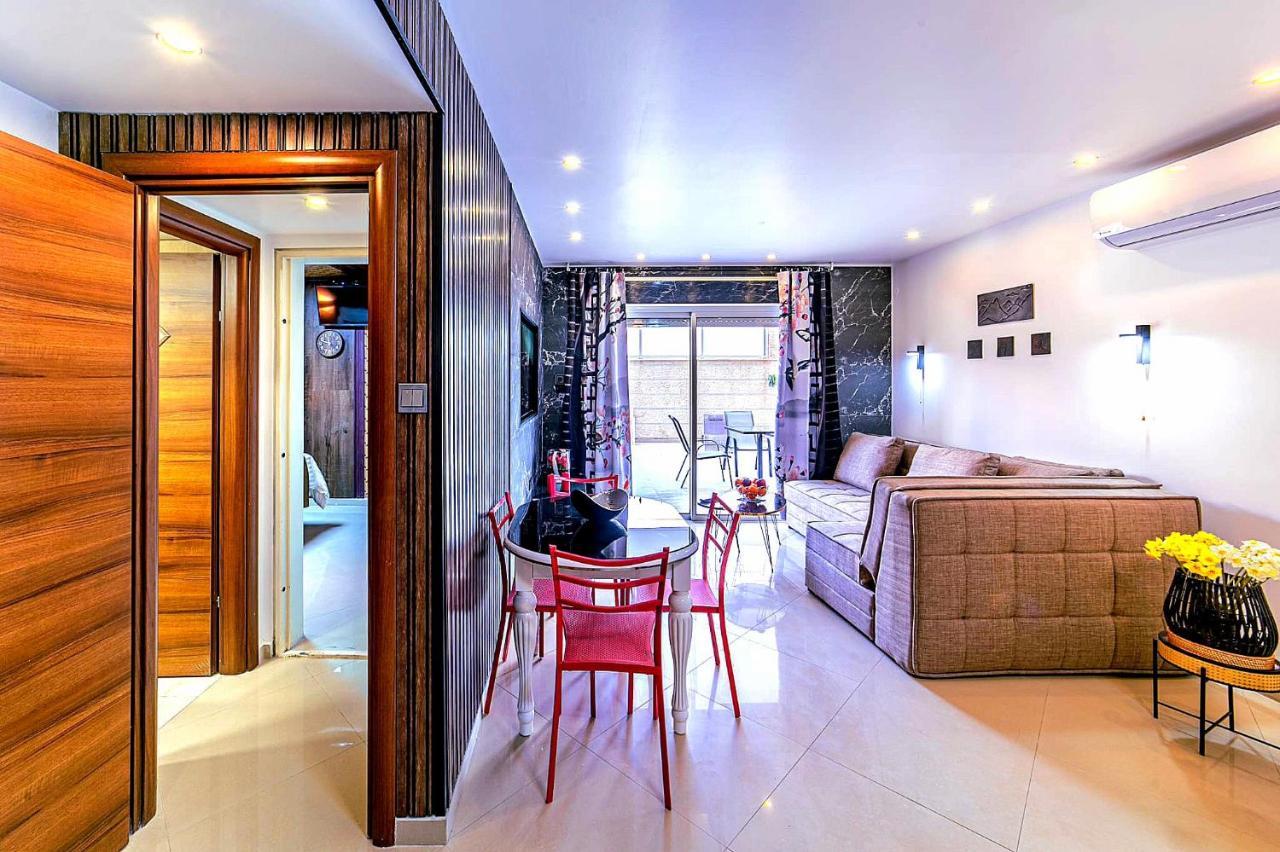 エイラートMilana'S Deluxe With Big Patio And Poolアパートメント エクステリア 写真