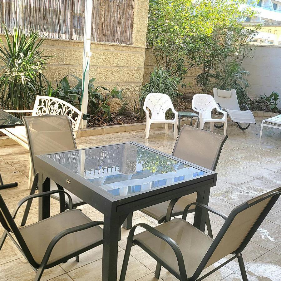 エイラートMilana'S Deluxe With Big Patio And Poolアパートメント エクステリア 写真