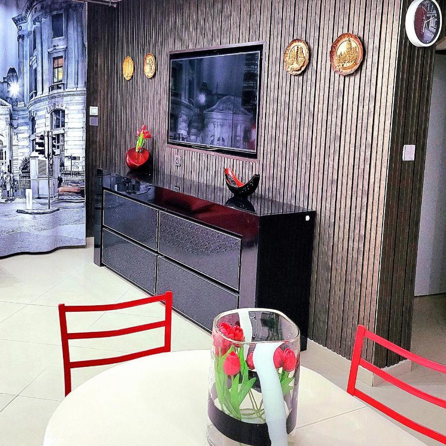 エイラートMilana'S Deluxe With Big Patio And Poolアパートメント エクステリア 写真
